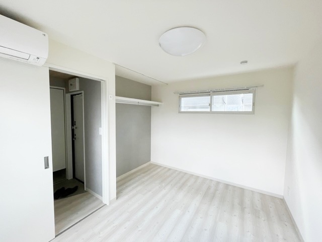 ��ʌ��������܎s�k�擌�听���P���ڂ̃A�p�[�g�̋��ԁE���r���O