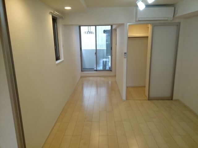 ��ʌ�����s�씵���J�U���ڂ̃}���V�����̋��ԁE���r���O