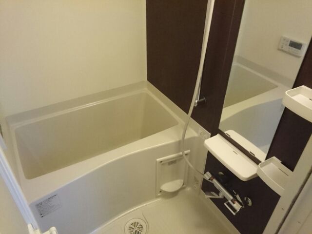 ��ʌ�����s�씵���J�U���ڂ̃}���V�����̃o�X