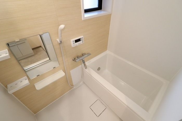 ��ʌ��������܎s�Y�a��؍�S���ڂ̃A�p�[�g�̃o�X