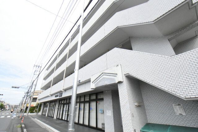 ��ʌ��������܎s�����擌��{�U����28-9�̃}���V�����̌����O��