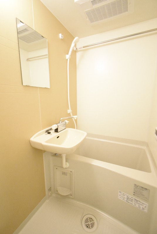 ��ʌ��������܎s��΋挴���̃A�p�[�g�̃o�X