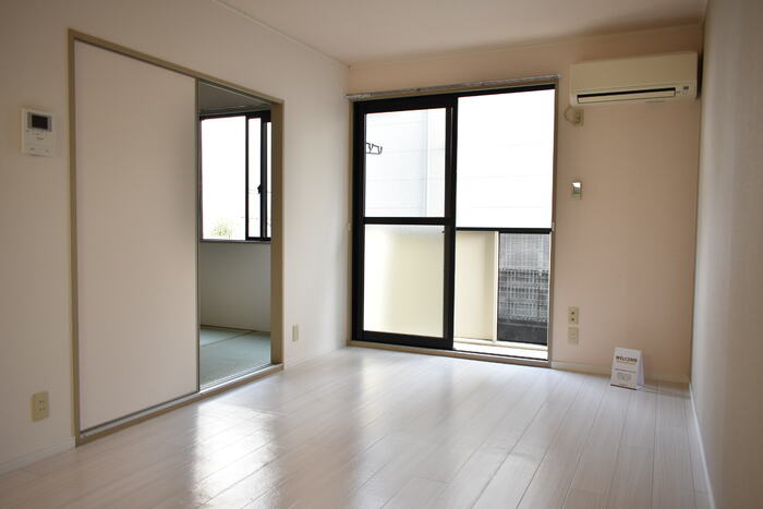 ��ʌ��������܎s����厚�w��̃A�p�[�g�̋��ԁE���r���O