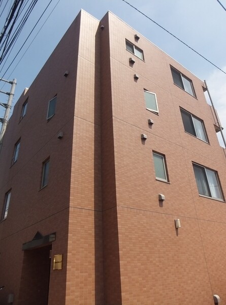 ��ʌ��������܎s��{��{���Q���ڂ̃}���V�����̌����O��