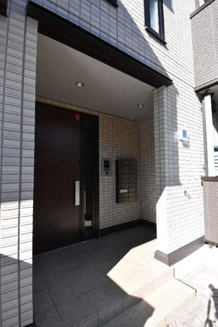 ��ʌ��z�J�s�z���J�̃A�p�[�g�̃G���g�����X