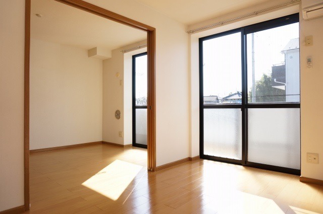 ��ʌ��������܎s����厚���m��̃A�p�[�g�̂��̑������E�X�y�[�X