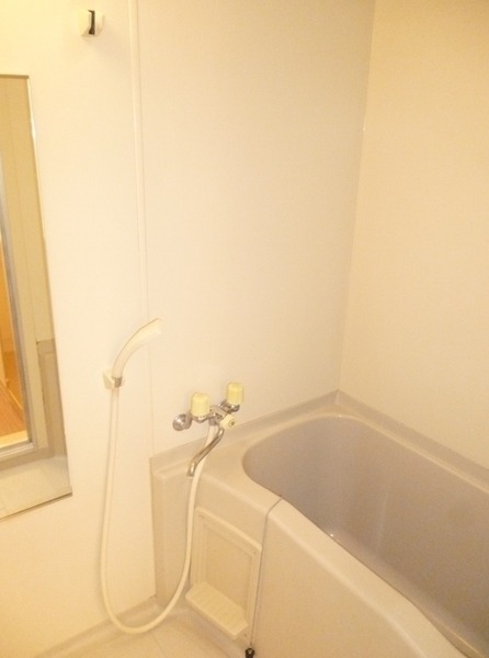 ��ʌ��������܎s�΋擌�Y�a�Q���ڂ̃}���V�����̃o�X