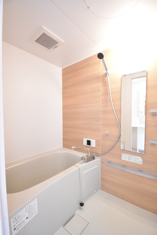 ��ʌ�����s�����P���ڂ̃A�p�[�g�̃o�X