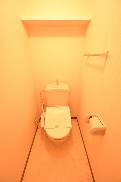 ��ʌ��������܎s��{��k�ܒ��Q���ڂ̃A�p�[�g�̃g�C��