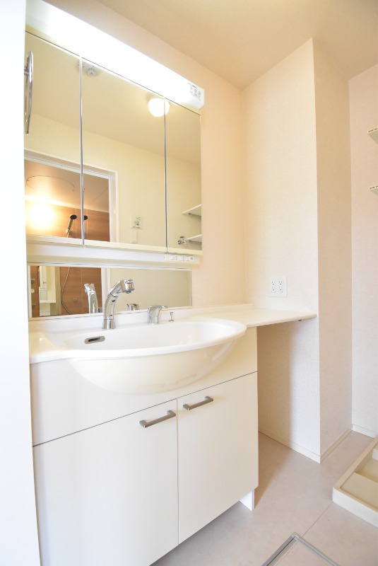 ��ʌ�����s�����P���ڂ̃A�p�[�g�̐��ʏ�