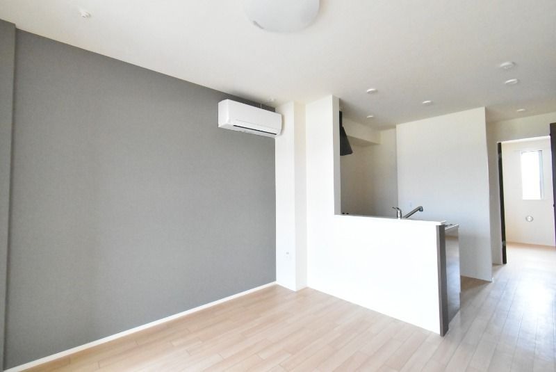 ��ʌ��z�J�s�{�{���T���ڂ̃A�p�[�g�̋��ԁE���r���O