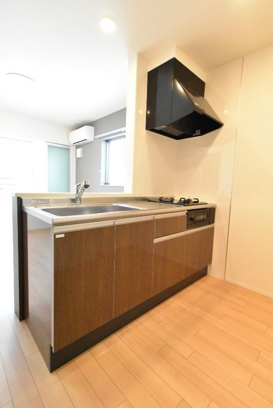 ��ʌ��z�J�s�{�{���T���ڂ̃A�p�[�g�̃L�b�`��