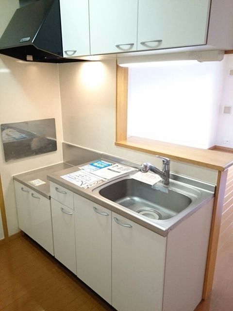 ��ʌ��t�����s�~�c�Q���ڂ̃A�p�[�g�̃L�b�`��