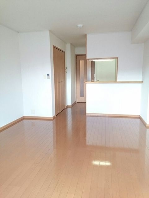 ��ʌ��t�����s�~�c�Q���ڂ̃A�p�[�g�̂��̑������E�X�y�[�X