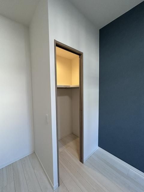 ��ʌ��������܎s�k��y�C���P���ڂ̃}���V�����̎��[