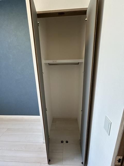 ��ʌ��������܎s�k��y�C���P���ڂ̃}���V�����̎��[