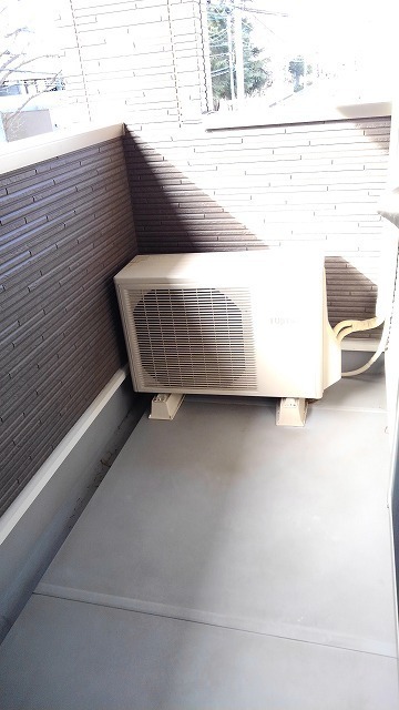 ��ʌ��������܎s������~����U���ڂ̃A�p�[�g�̃o���R�j�[