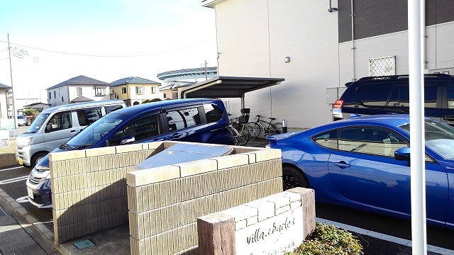 ��ʌ��������܎s������~����U���ڂ̃A�p�[�g�̒��ԏ�