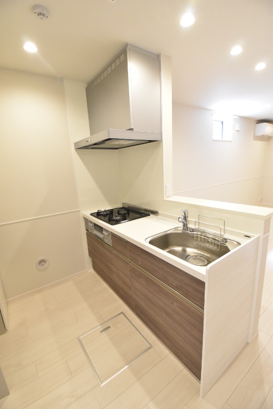 ��ʌ��������܎s��{����ؒ��S���ڂ̃}���V�����̃L�b�`��