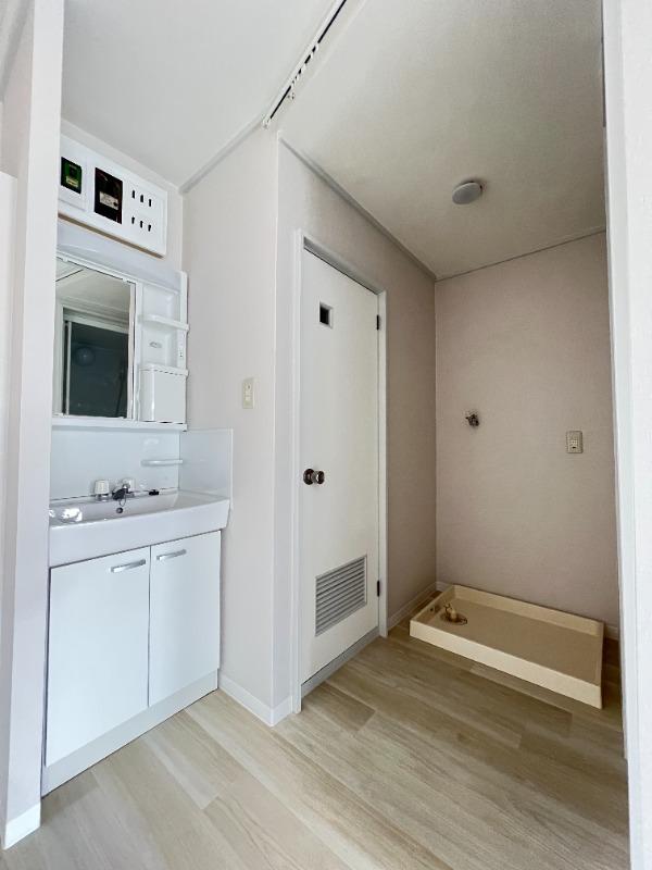 ��ʌ�����s�˒˓��P���ڂ̃}���V�����̐��ʏ�