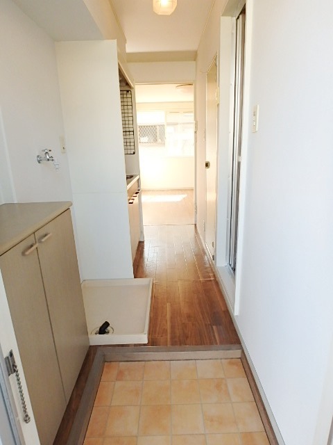 ��ʌ��������܎s����厚���V�n�̃A�p�[�g�̌���