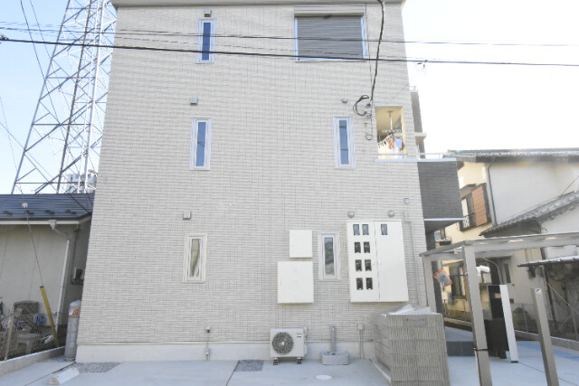 ��ʌ��������܎s�k��{�����P���ڂ̃A�p�[�g�̂��̑�