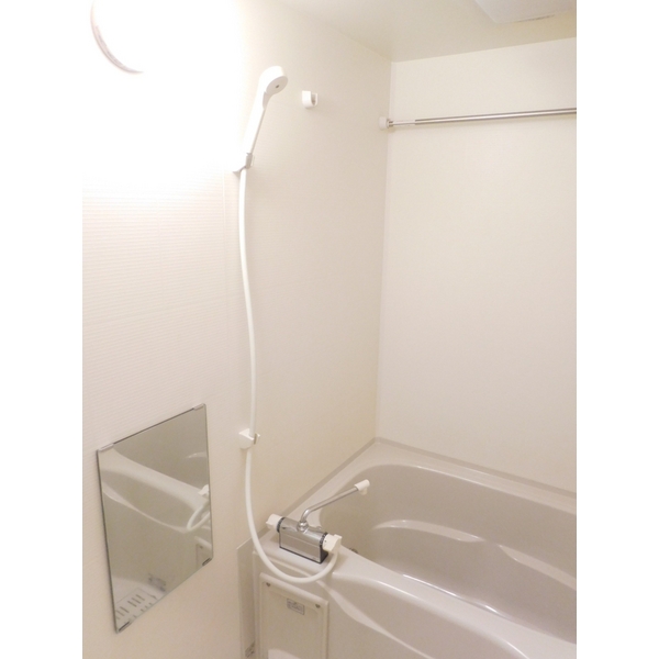 ��ʌ������s��ׂU���ڂ̃A�p�[�g�̃o�X