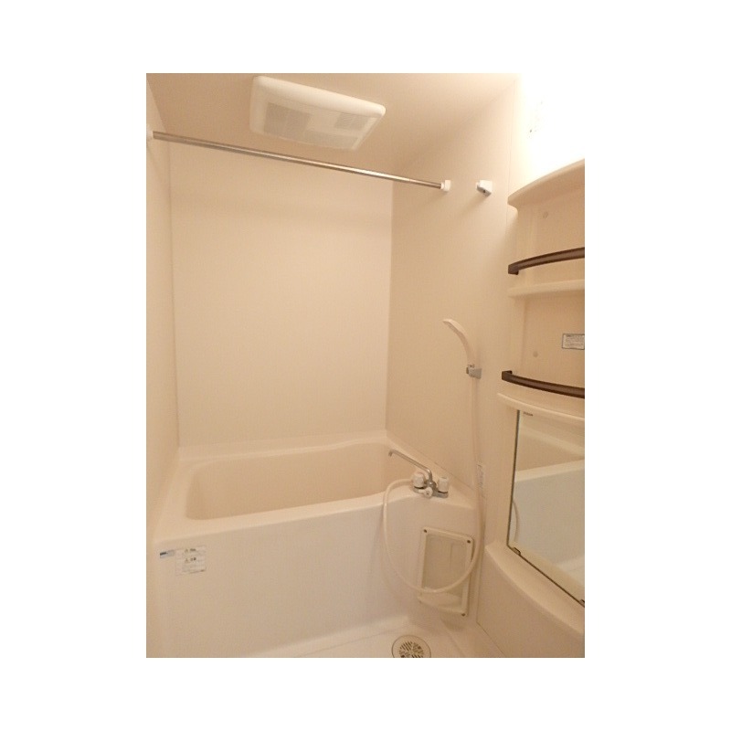 ��ʌ��������܎s�k��y�C���P���ڂ̃}���V�����̃o�X