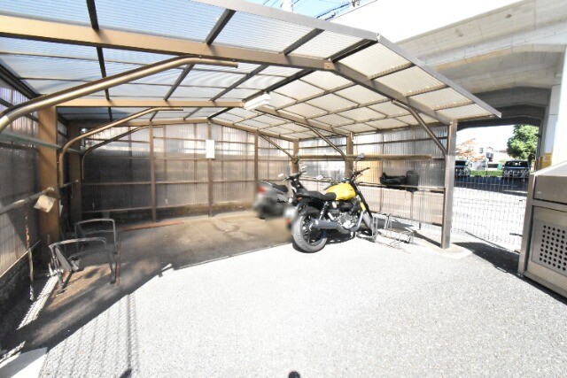 ��ʌ��z�J�s�ԎR���P���ڂ̃}���V�����̂��̑�