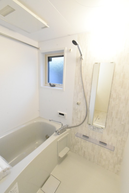 ��ʌ��������܎s�k��{�����P���ڂ̃A�p�[�g�̃o�X