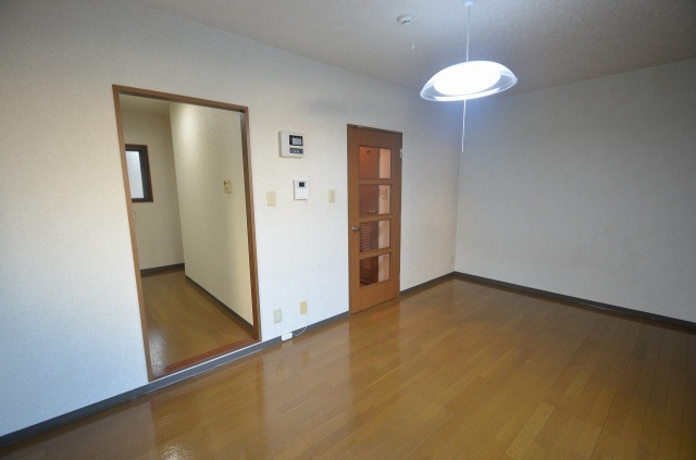 ��ʌ��������܎s�k��y�C���P���ڂ̃}���V�����̂��̑������E�X�y�[�X