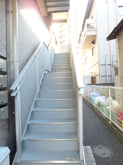 ��ʌ��������܎s�k��y�C���P���ڂ̃}���V�����̃G���g�����X