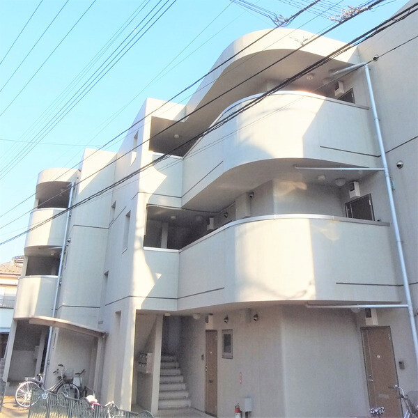 ��ʌ�����s�厚���s���т̃}���V�����̌����O��