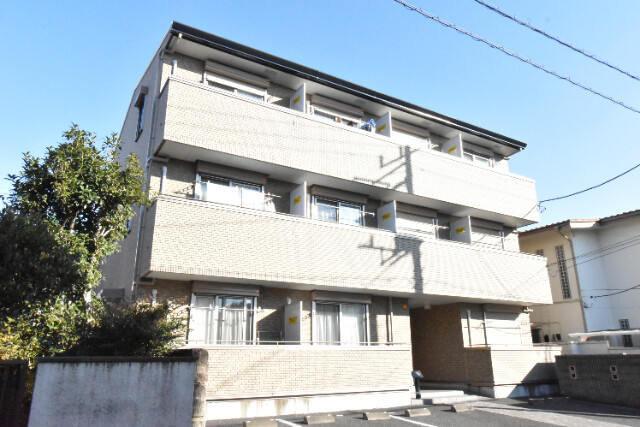 ��ʌ��z�J�s��z�J�R���ڂ̃A�p�[�g�̃G���g�����X