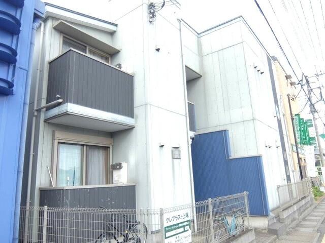 ��ʌ�����s�{���T���ڂ̃A�p�[�g�̌����O��