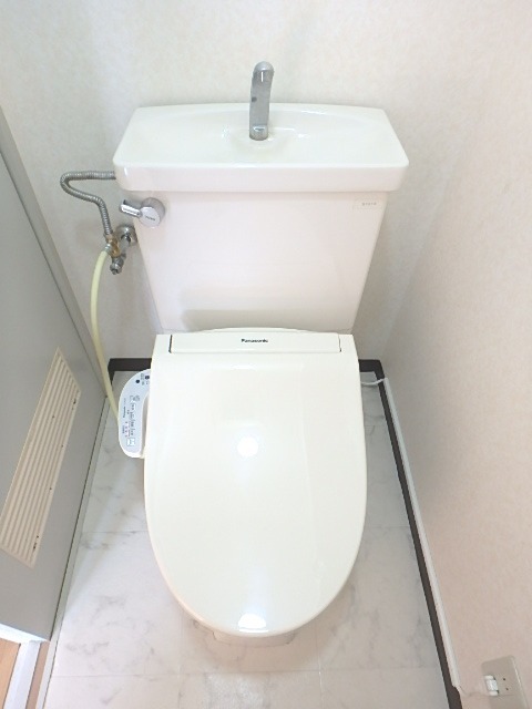 ��ʌ��������܎s��{��y�蒬�R���ڂ̃}���V�����̃g�C��