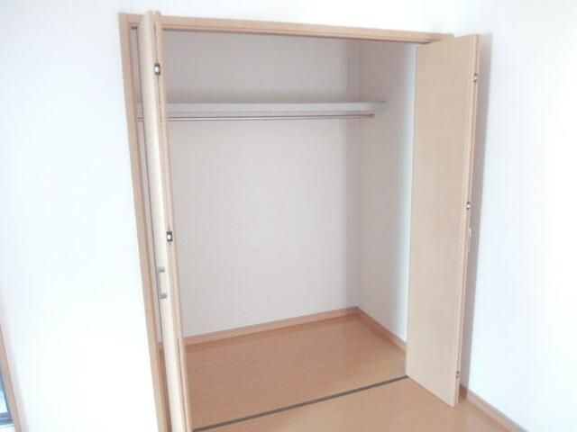 ��ʌ�����s�{���T���ڂ̃A�p�[�g�̎��[