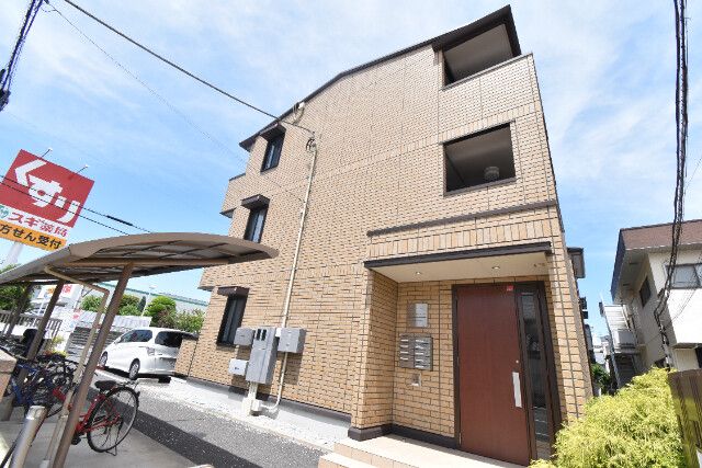 ��ʌ��������܎s�Y�a�挳���Q����28-1�̃A�p�[�g�̌����O��