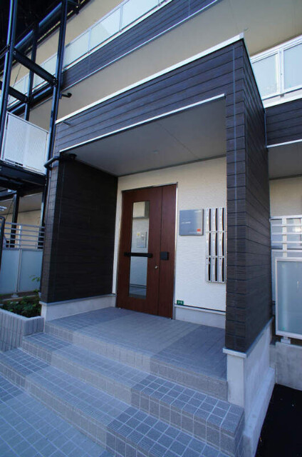 ��ʌ�����s�����S���ڂ̃}���V�����̃G���g�����X