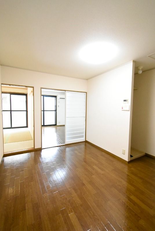 ��ʌ��������܎s�����扺�����Q���ڂ̃A�p�[�g�̋��ԁE���r���O