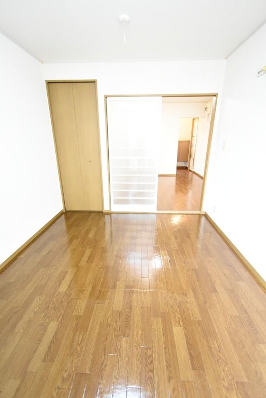 ��ʌ��������܎s�����扺�����Q���ڂ̃A�p�[�g�̂��̑������E�X�y�[�X