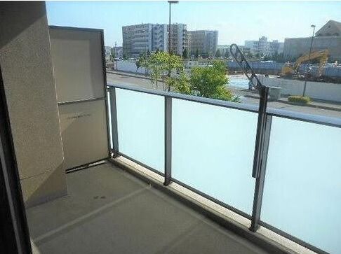 ��ʌ��z�J�s���C�N�^�E���W���ڂ̃}���V�����̃o���R�j�[