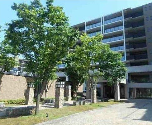 ��ʌ��z�J�s���C�N�^�E���W���ڂ̃}���V�����̃G���g�����X