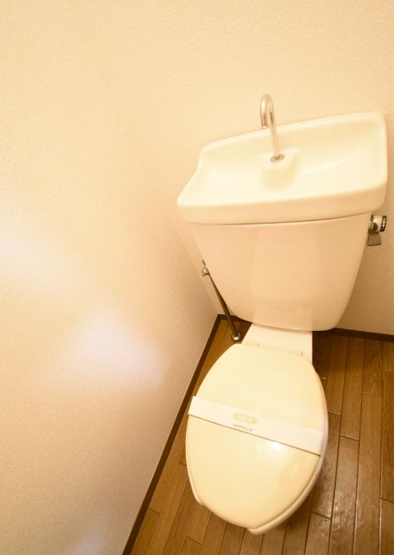 ��ʌ��������܎s�����扺�����Q���ڂ̃A�p�[�g�̃g�C��