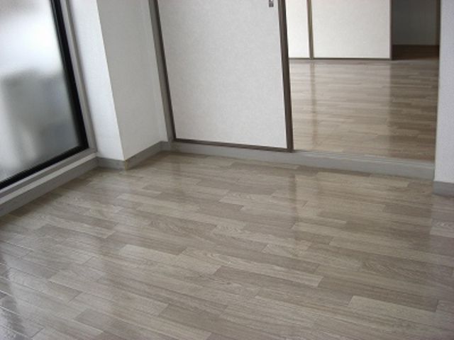 ��ʌ��������܎s������{�����Q���ڂ̃A�p�[�g�̂��̑������E�X�y�[�X