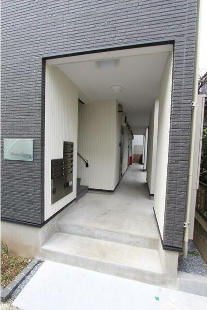 ��ʌ��z�J�s�{�{���P���ڂ̃A�p�[�g�̃G���g�����X