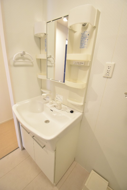 ��ʌ��������܎s����厚�w��̃A�p�[�g�̐��ʏ�