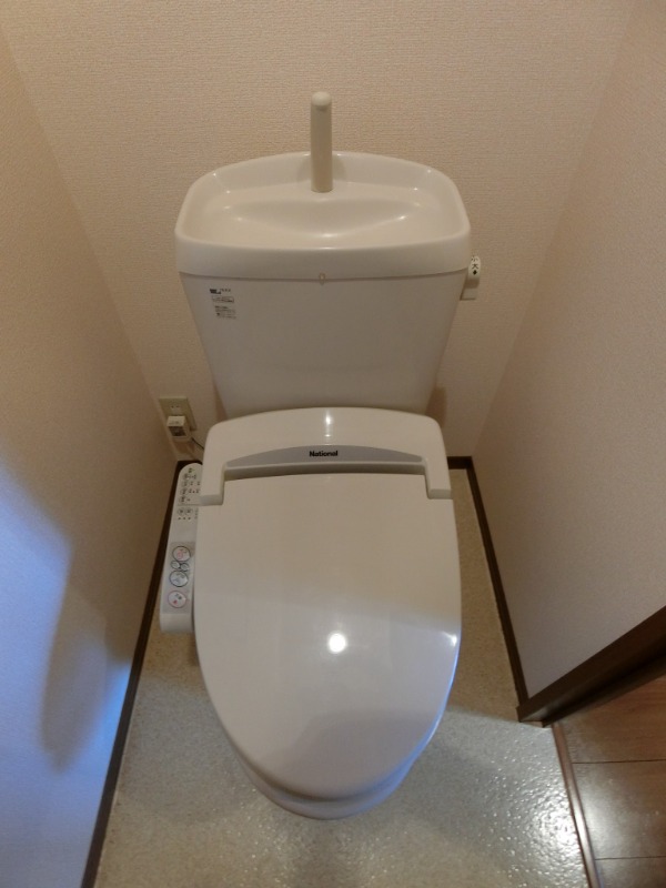 ��ʌ�����s�厚���Ԃ̃A�p�[�g�̃g�C��