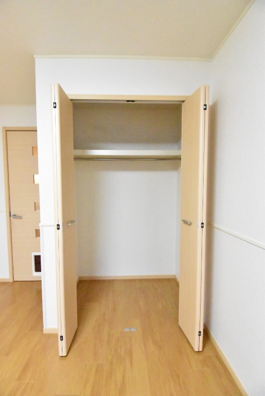 ��ʌ�����s�˒˓�P���ڂ̃}���V�����̎��[