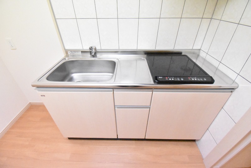 ��ʌ��z�J�s�{�{���P���ڂ̃}���V�����̃L�b�`��